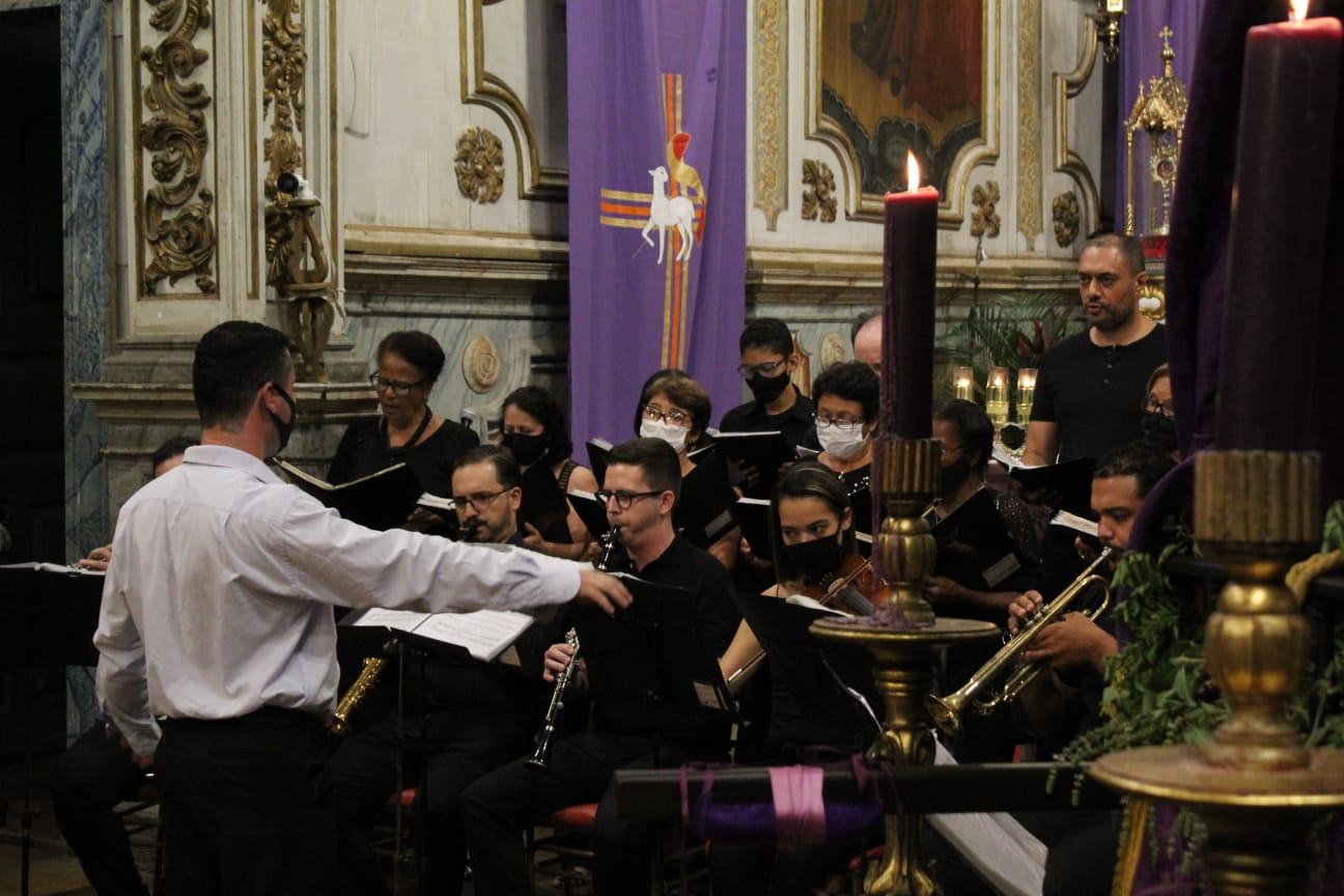 Coro Angélico e Orquestra Sacra